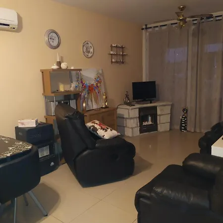 Apartament Gerard's App